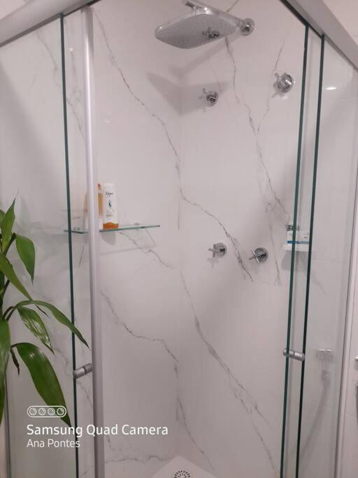 Apartamento Studio Charmoso Muito Bem Localizado *
